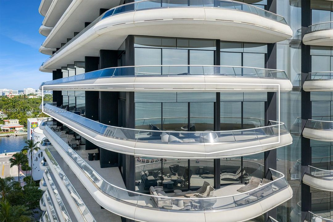 En Venta: $16,900,000 (4 camas, 4 baños, 4165 Pies cuadrados)