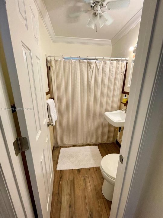 待售: $2,500,000 (0 贝兹, 0 浴室, 1652 平方英尺)