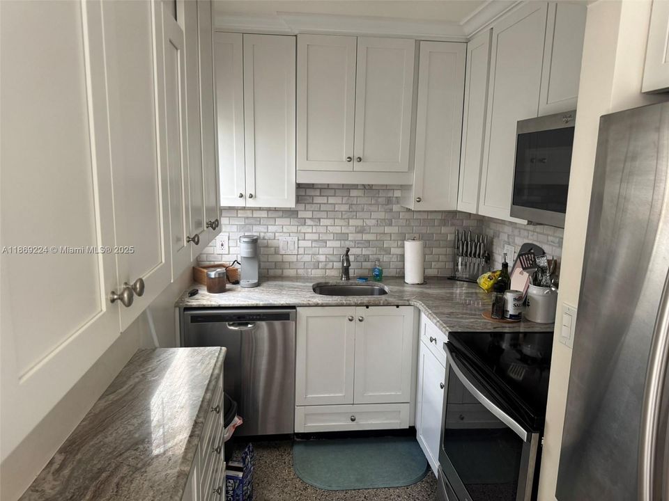 待售: $2,500,000 (0 贝兹, 0 浴室, 1652 平方英尺)