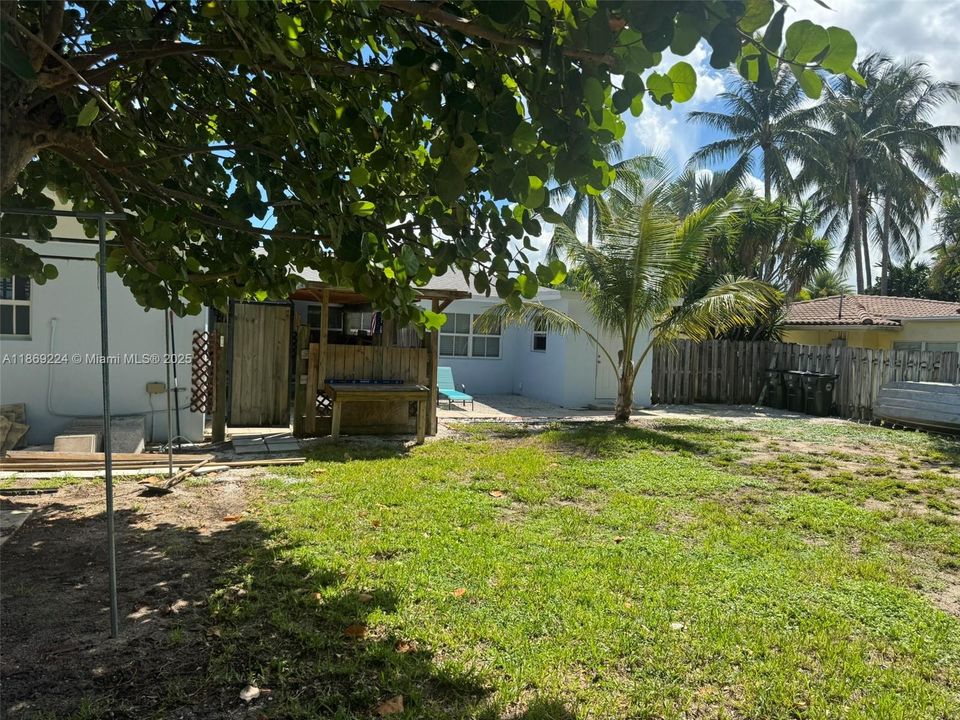 待售: $2,500,000 (0 贝兹, 0 浴室, 1652 平方英尺)