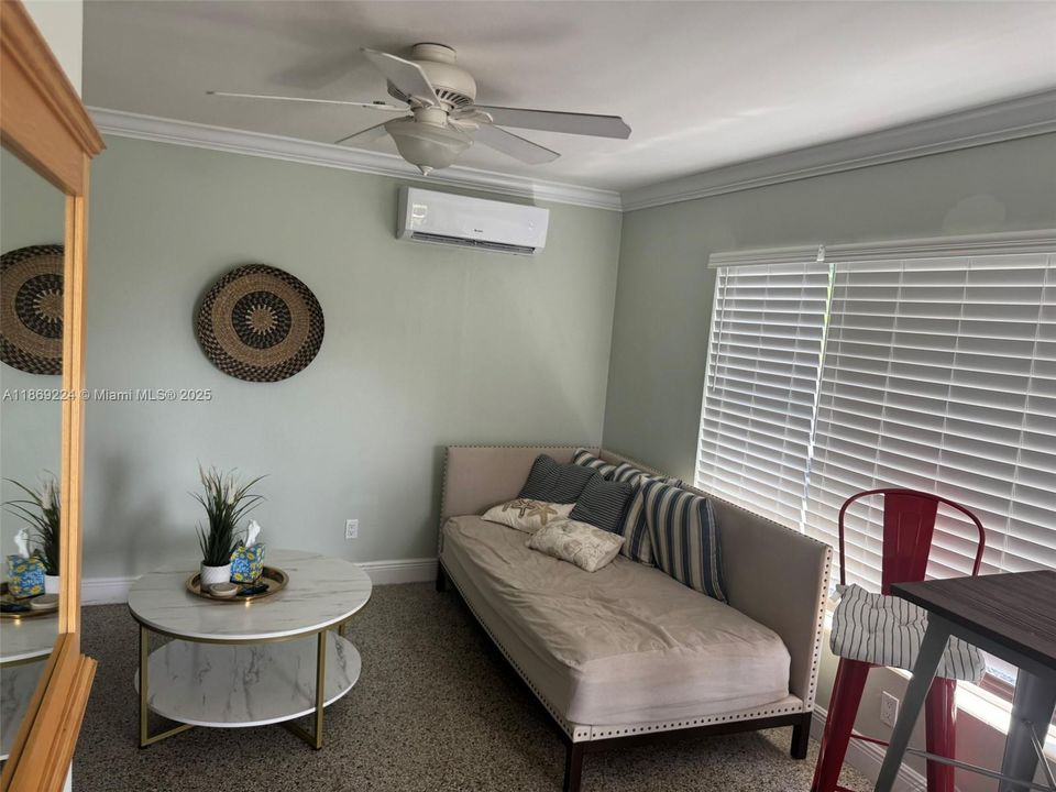 待售: $2,500,000 (0 贝兹, 0 浴室, 1652 平方英尺)