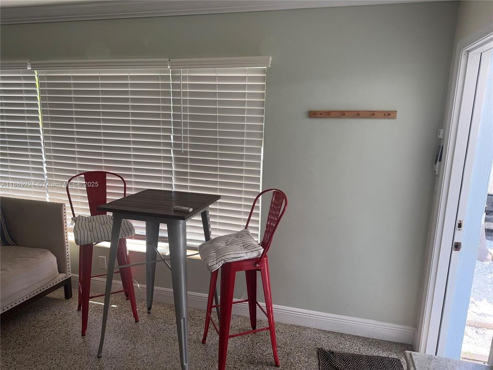 待售: $2,500,000 (0 贝兹, 0 浴室, 1652 平方英尺)