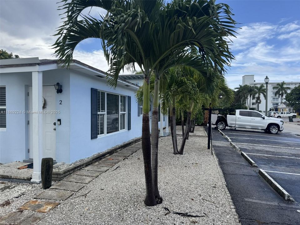 待售: $2,500,000 (0 贝兹, 0 浴室, 1652 平方英尺)