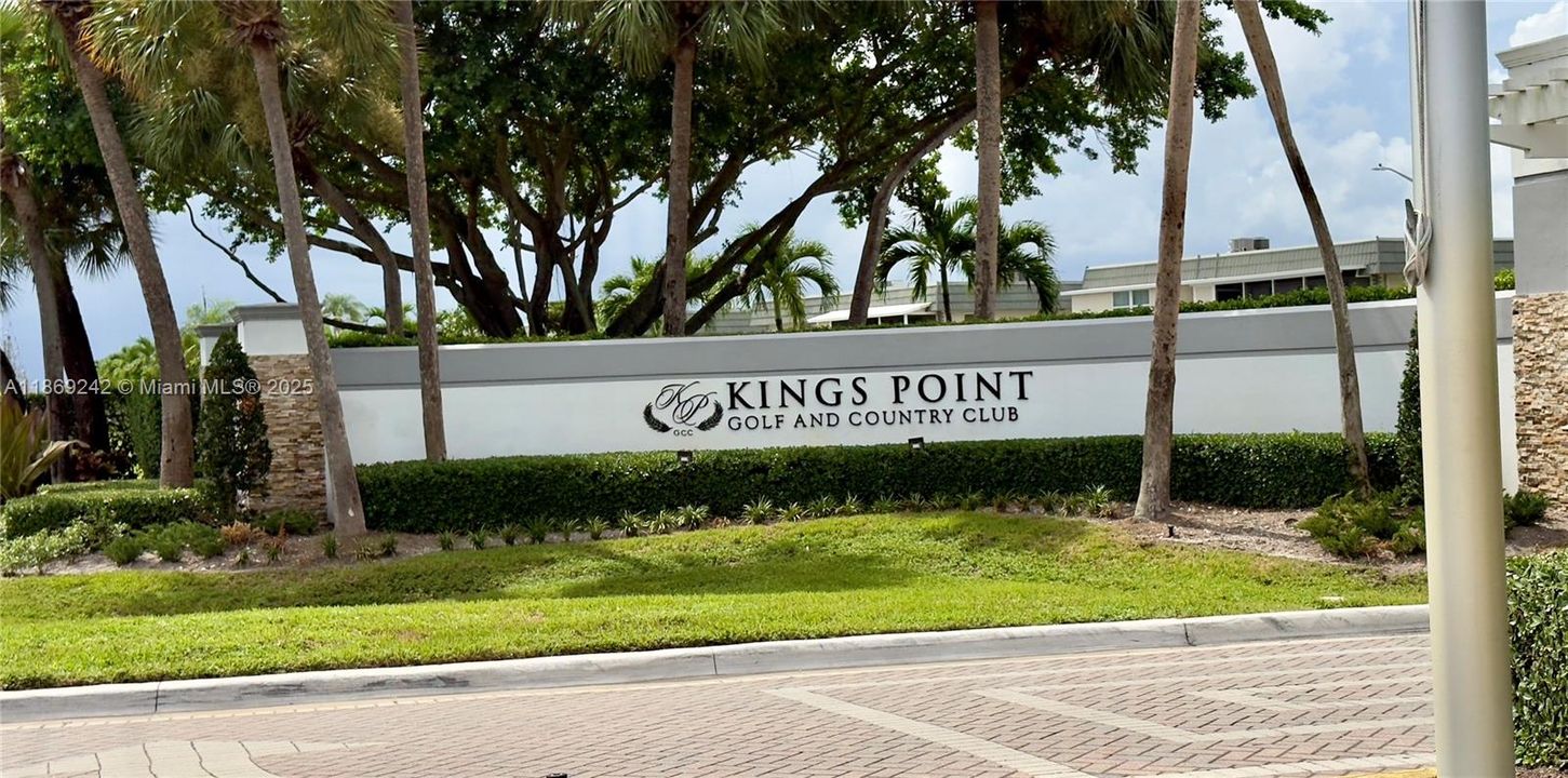 待售: $95,000 (1 贝兹, 1 浴室, 760 平方英尺)