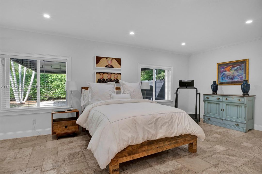 Active With Contract: $1,850,000 (4 beds, 3 baths, 2628 Square Feet)