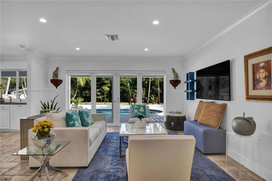 Active With Contract: $1,850,000 (4 beds, 3 baths, 2628 Square Feet)