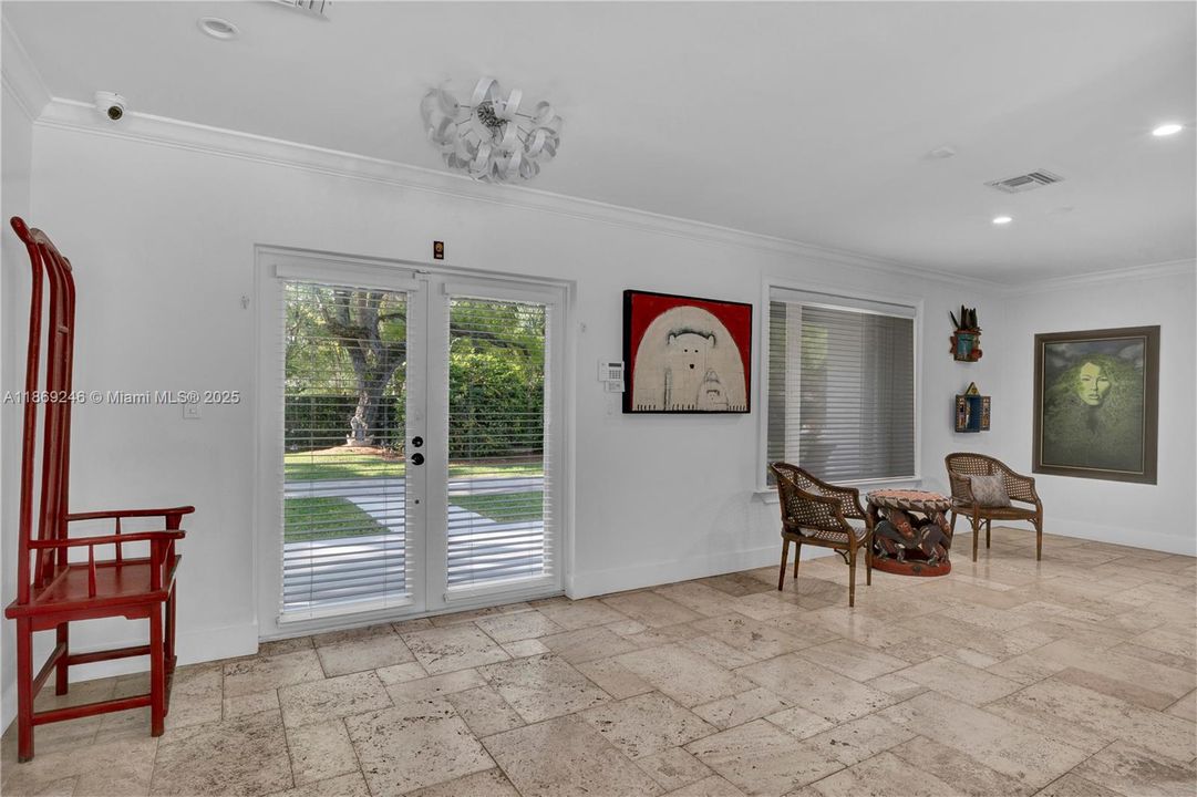 Active With Contract: $1,850,000 (4 beds, 3 baths, 2628 Square Feet)