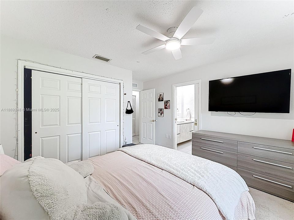 For Rent: $7,400 (4 beds, 4 baths, 3479 Square Feet)