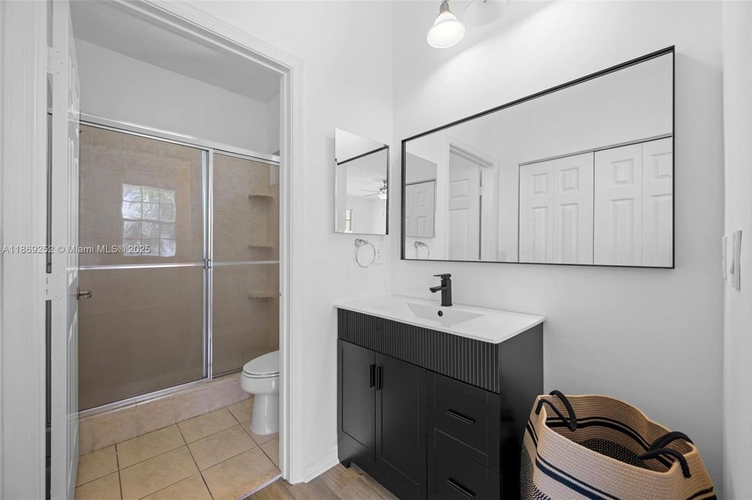 For Rent: $2,750 (3 beds, 2 baths, 1504 Square Feet)