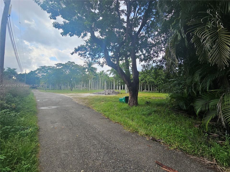 В аренду: $8,000 (5 спален, 5 ванн, 5187 Квадратных фут)