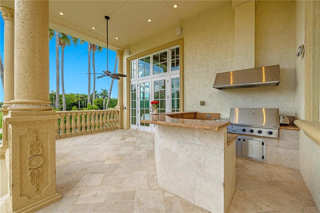 На продажу: $5,750,000 (5 спален, 7 ванн, 6476 Квадратных фут)