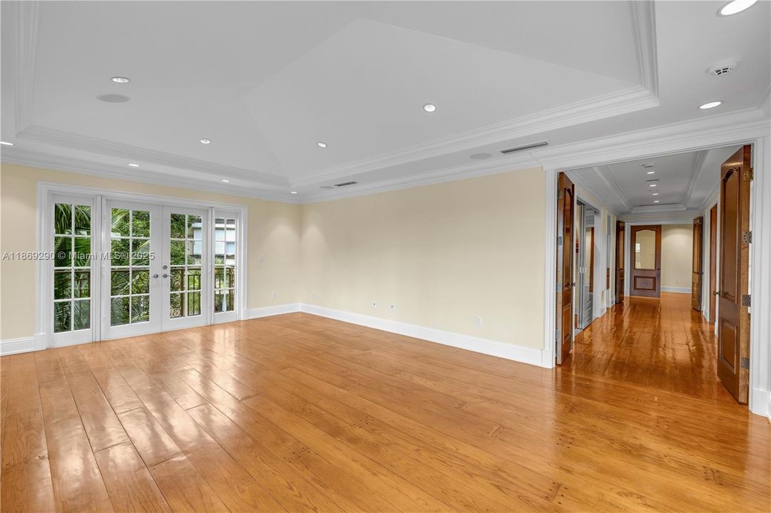 На продажу: $5,750,000 (5 спален, 7 ванн, 6476 Квадратных фут)