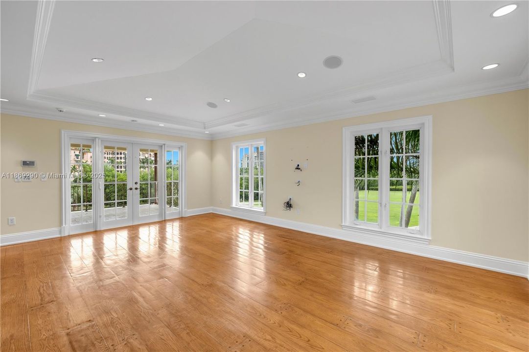 На продажу: $5,750,000 (5 спален, 7 ванн, 6476 Квадратных фут)