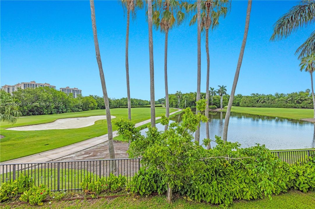 На продажу: $5,750,000 (5 спален, 7 ванн, 6476 Квадратных фут)