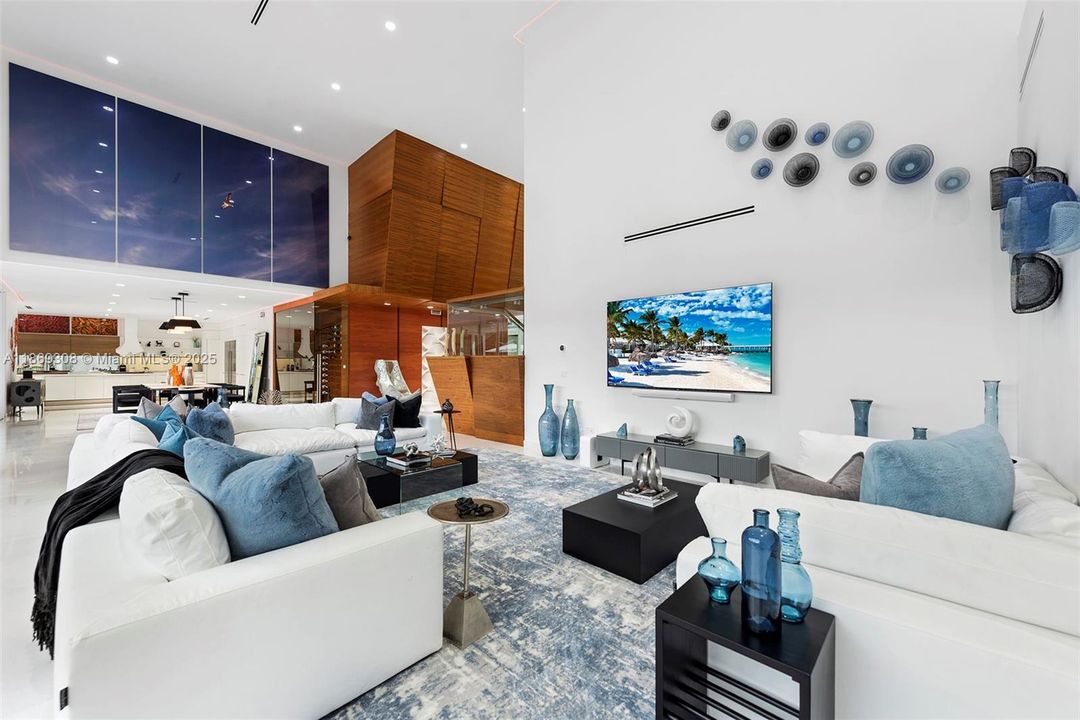 For Rent: $64,950 (7 beds, 7 baths, 8143 Square Feet)