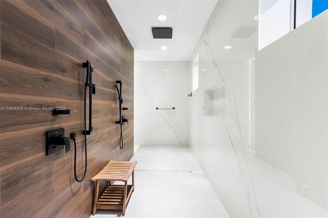 For Rent: $64,950 (7 beds, 7 baths, 8143 Square Feet)