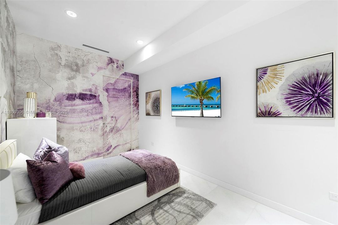 For Rent: $64,950 (7 beds, 7 baths, 8143 Square Feet)