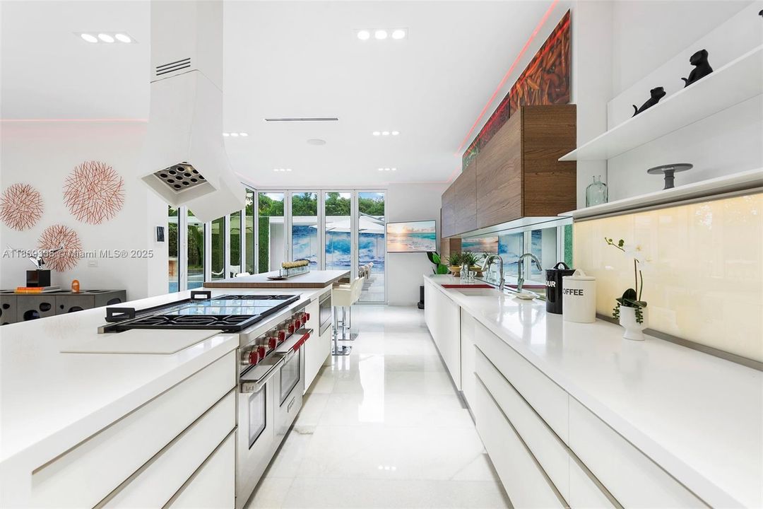 For Rent: $64,950 (7 beds, 7 baths, 8143 Square Feet)