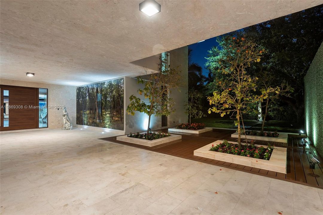 For Rent: $64,950 (7 beds, 7 baths, 8143 Square Feet)