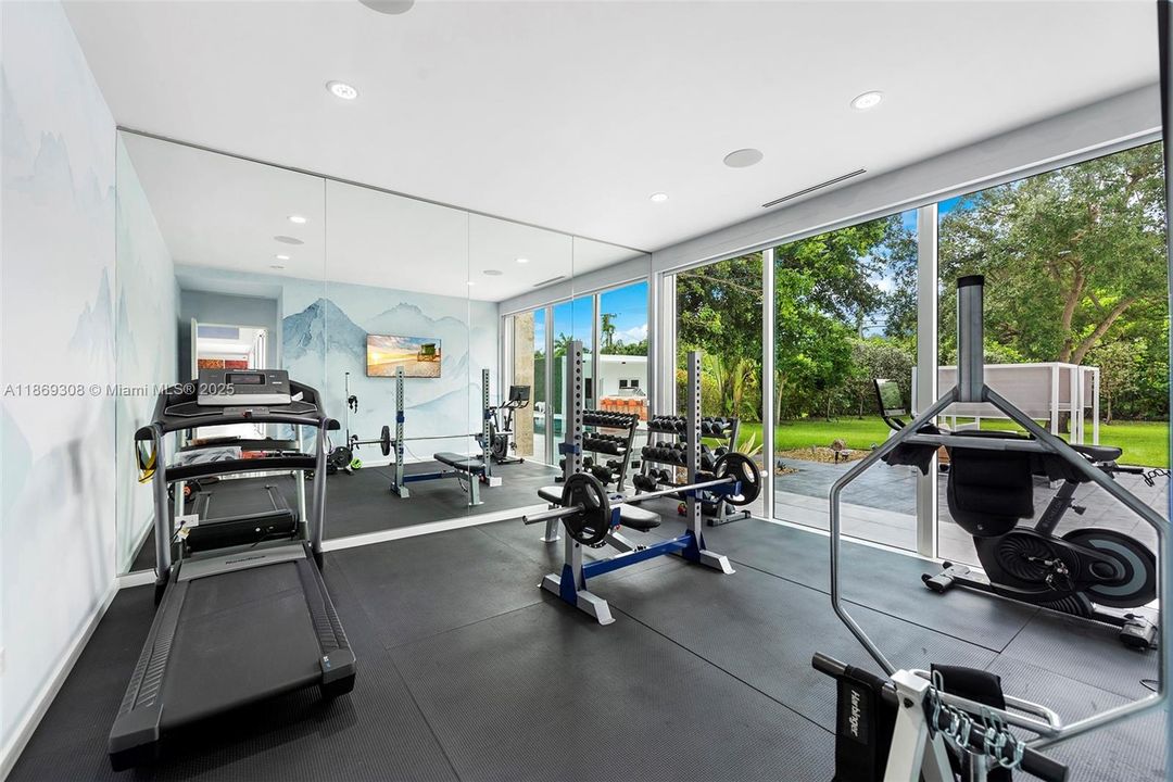 For Rent: $64,950 (7 beds, 7 baths, 8143 Square Feet)