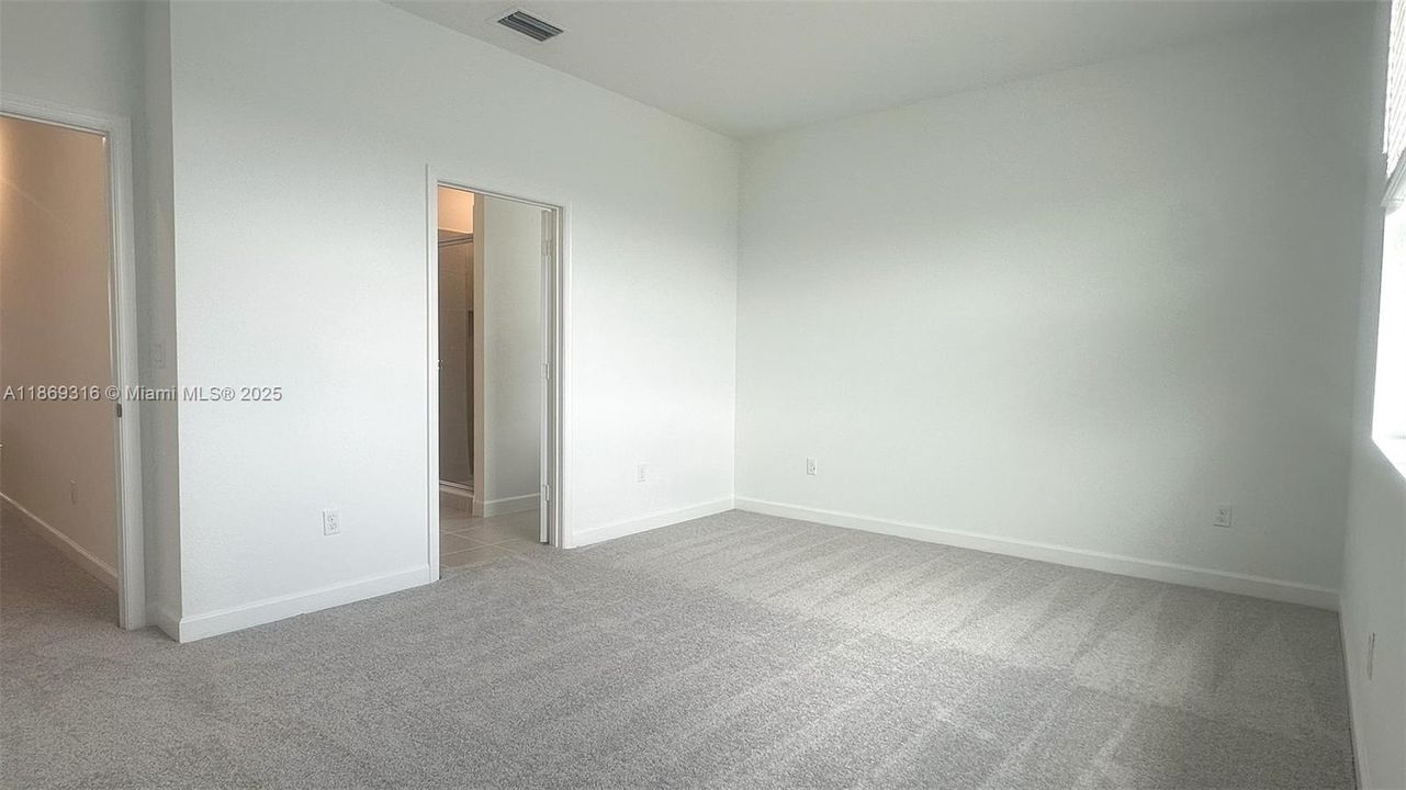 Active With Contract: $2,500 (4 beds, 2 baths, 1820 Square Feet)