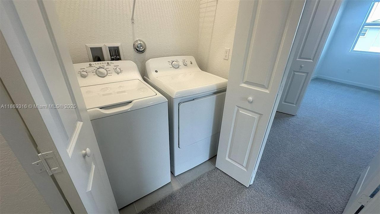 Active With Contract: $2,500 (4 beds, 2 baths, 1820 Square Feet)