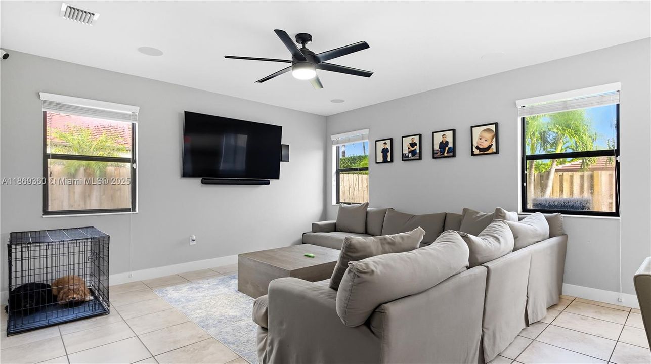 Active With Contract: $700,000 (4 beds, 3 baths, 2265 Square Feet)