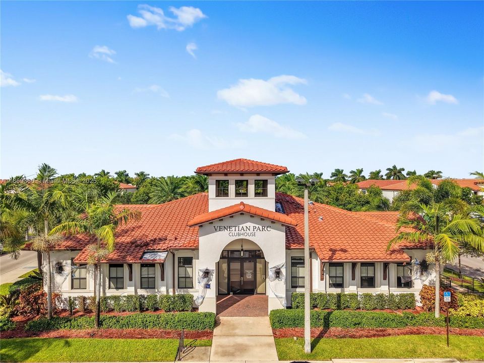 Active With Contract: $700,000 (4 beds, 3 baths, 2265 Square Feet)