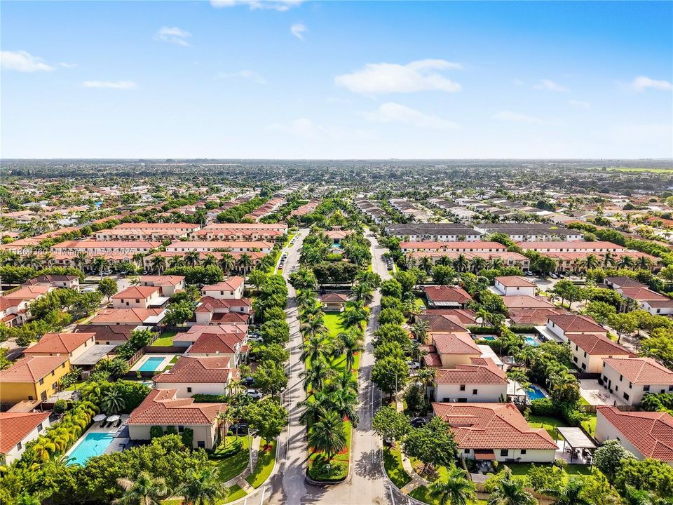 Active With Contract: $700,000 (4 beds, 3 baths, 2265 Square Feet)