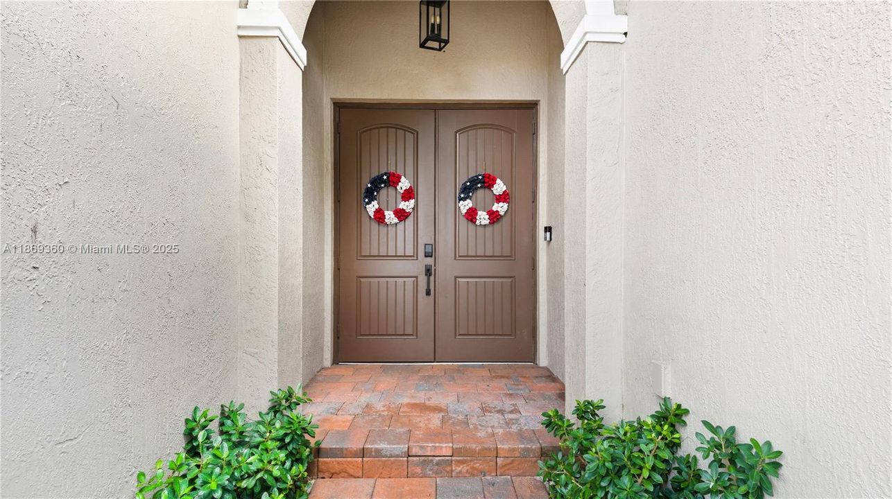 Active With Contract: $700,000 (4 beds, 3 baths, 2265 Square Feet)