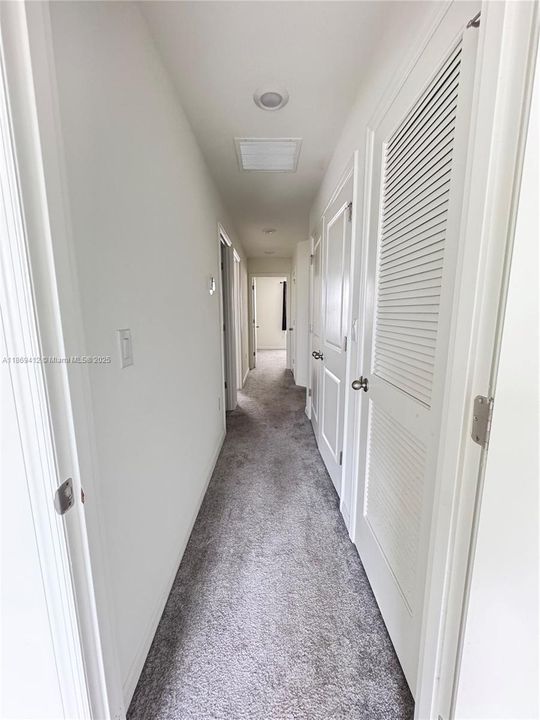 В аренду: $1,700 (3 спален, 2 ванн, 1583 Квадратных фут)