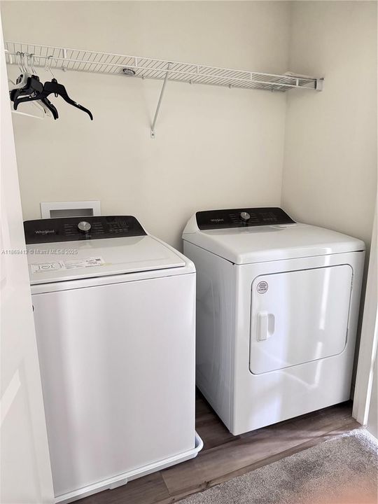 В аренду: $1,700 (3 спален, 2 ванн, 1583 Квадратных фут)