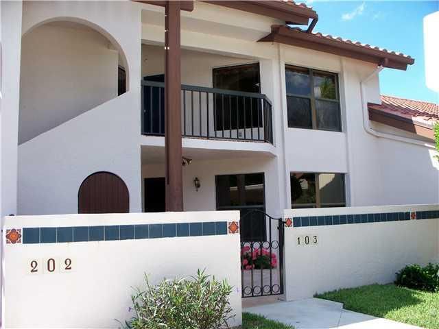 montego front porch