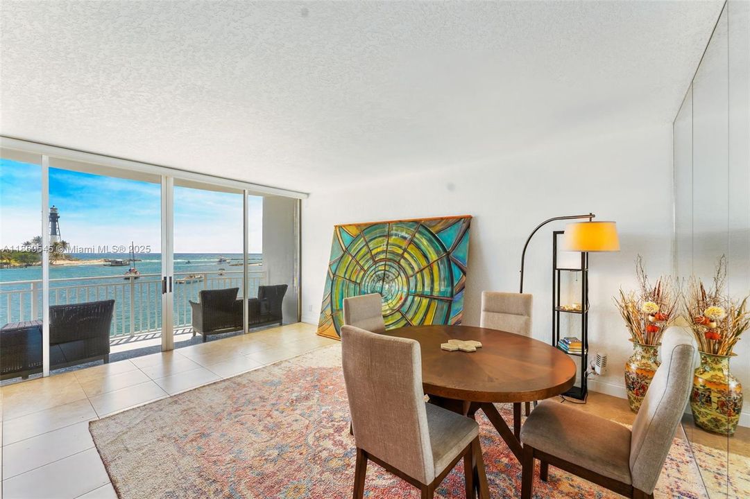 Recientemente alquilado: $2,750 (1 camas, 2 baños, 865 Pies cuadrados)