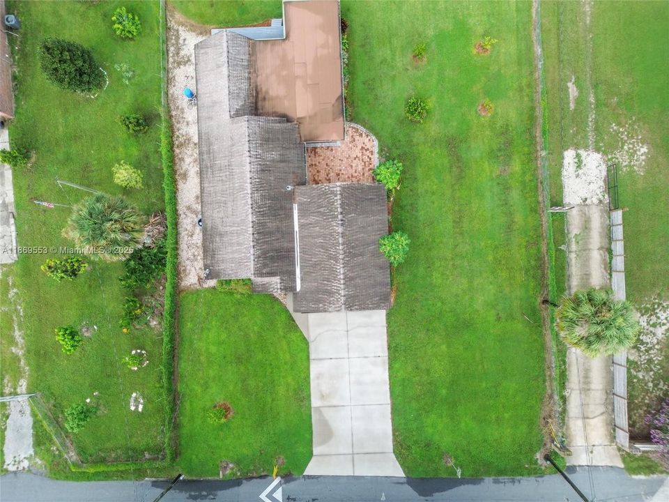 На продажу: $530,000 (2 спален, 1 ванн, 0 Квадратных фут)