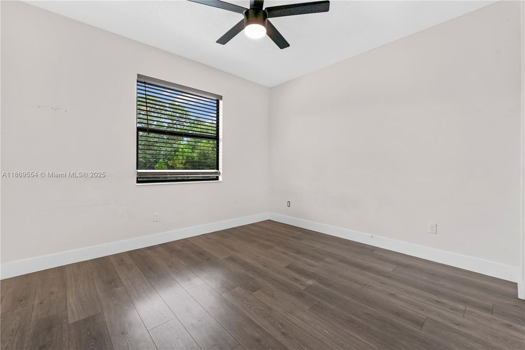 Activo con contrato: $750,000 (4 camas, 3 baños, 2279 Pies cuadrados)