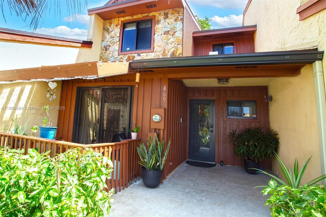 En Venta: $349,500 (2 camas, 1 baños, 1252 Pies cuadrados)