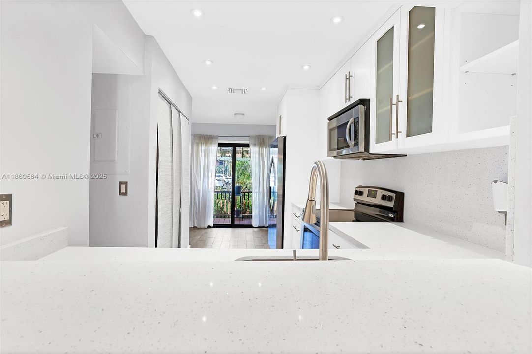 En Venta: $349,500 (2 camas, 1 baños, 1252 Pies cuadrados)