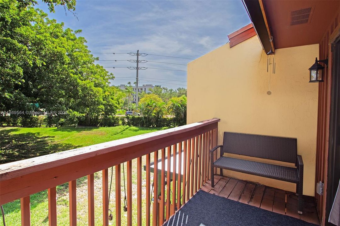 En Venta: $349,500 (2 camas, 1 baños, 1252 Pies cuadrados)