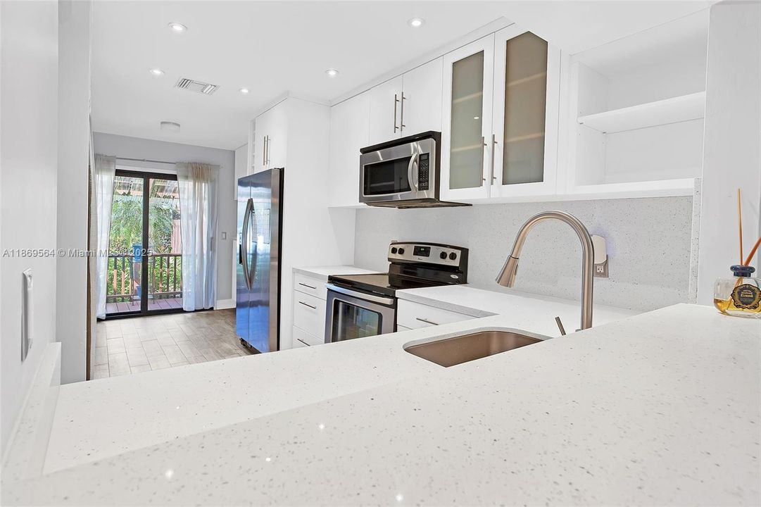 En Venta: $349,500 (2 camas, 1 baños, 1252 Pies cuadrados)