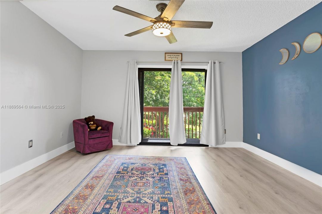 En Venta: $349,500 (2 camas, 1 baños, 1252 Pies cuadrados)