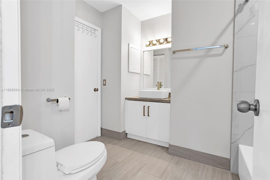 En Venta: $349,500 (2 camas, 1 baños, 1252 Pies cuadrados)