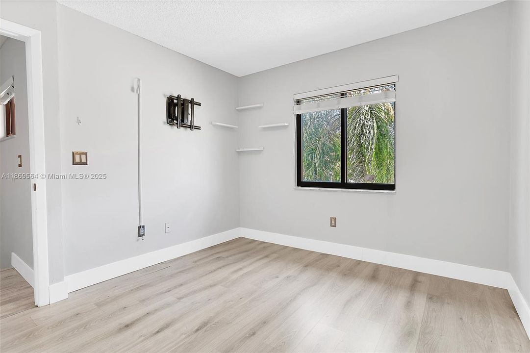 En Venta: $349,500 (2 camas, 1 baños, 1252 Pies cuadrados)