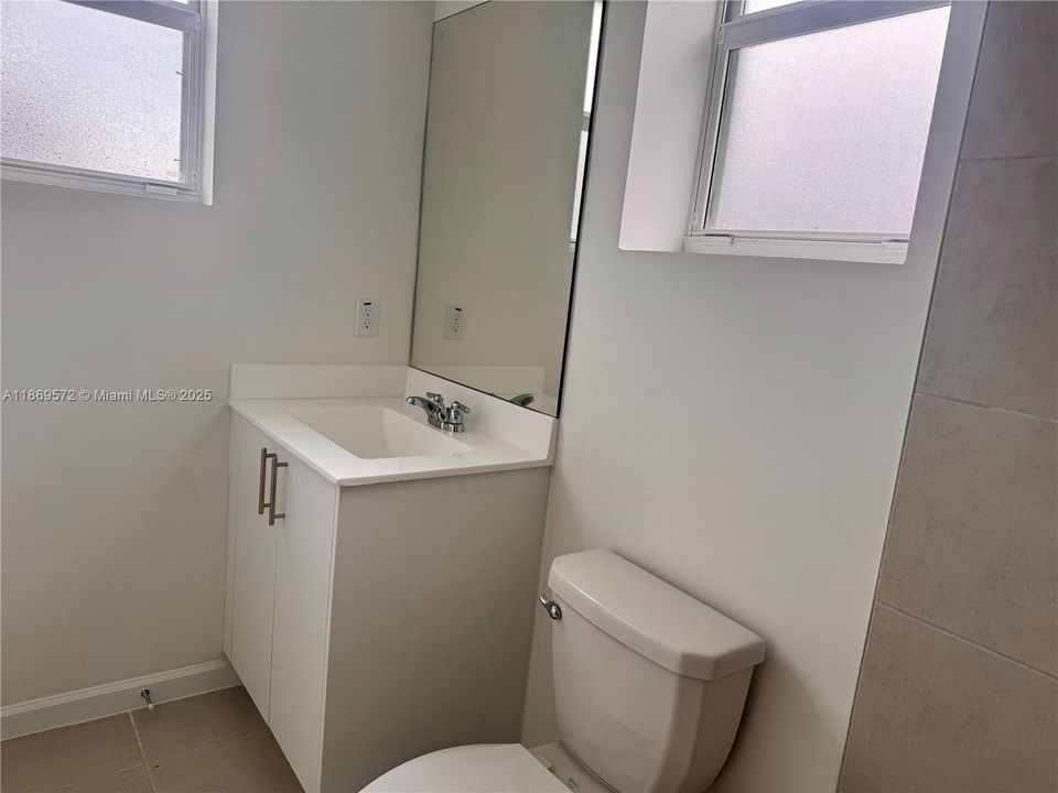 待售: $390,000 (3 贝兹, 2 浴室, 0 平方英尺)