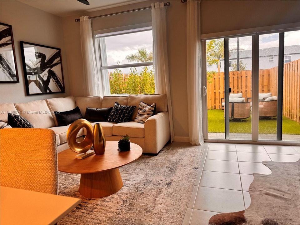 待售: $390,000 (3 贝兹, 2 浴室, 0 平方英尺)