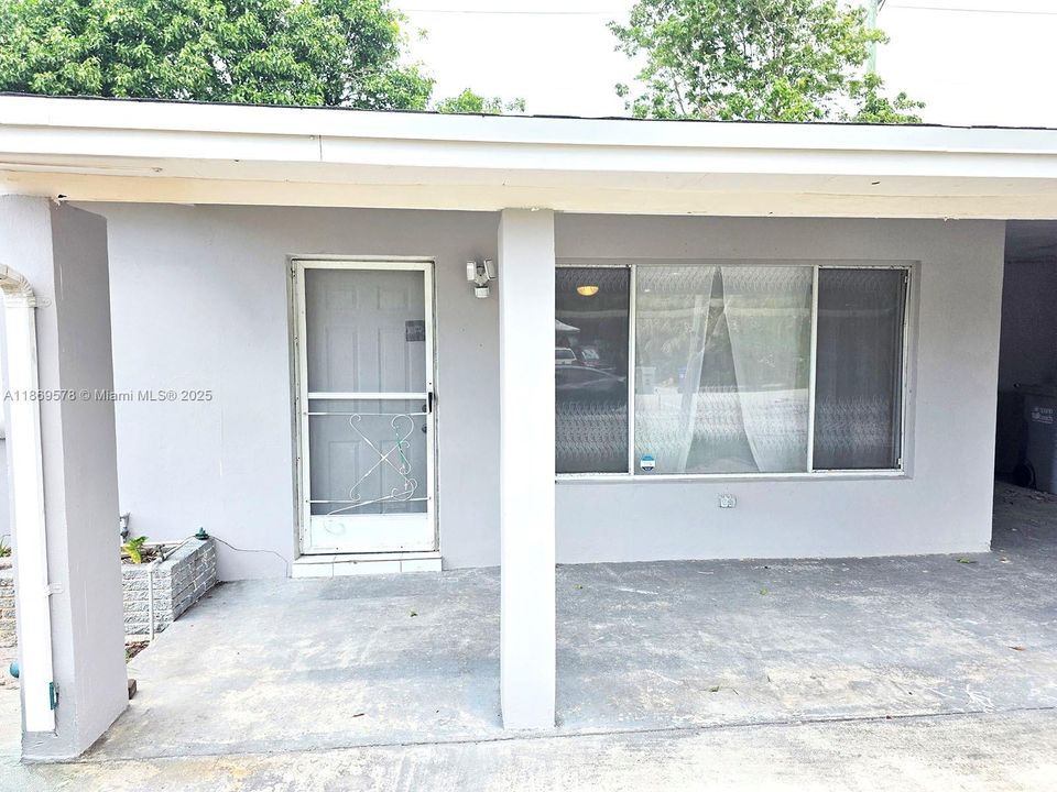 Recently Rented: $2,600 (2 beds, 2 baths, 1056 Square Feet)