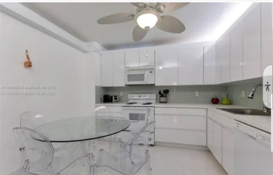 На продажу: $1,200,000 (2 спален, 2 ванн, 1388 Квадратных фут)