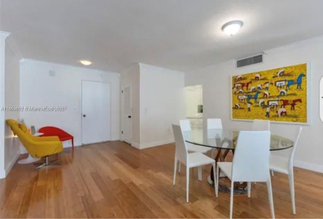 На продажу: $1,200,000 (2 спален, 2 ванн, 1388 Квадратных фут)