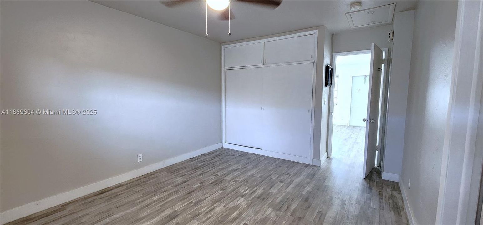 For Sale: $129,000 (1 beds, 1 baths, 580 Square Feet)
