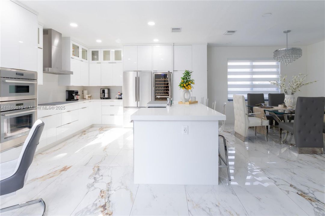 На продажу: $1,995,000 (5 спален, 3 ванн, 2624 Квадратных фут)